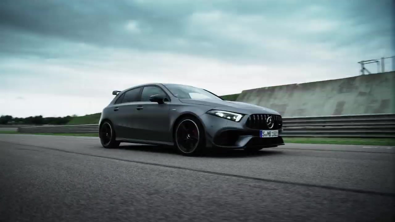 玩转CLA 45 S 4MATIC+ 它的魅力A 45 S可给不了