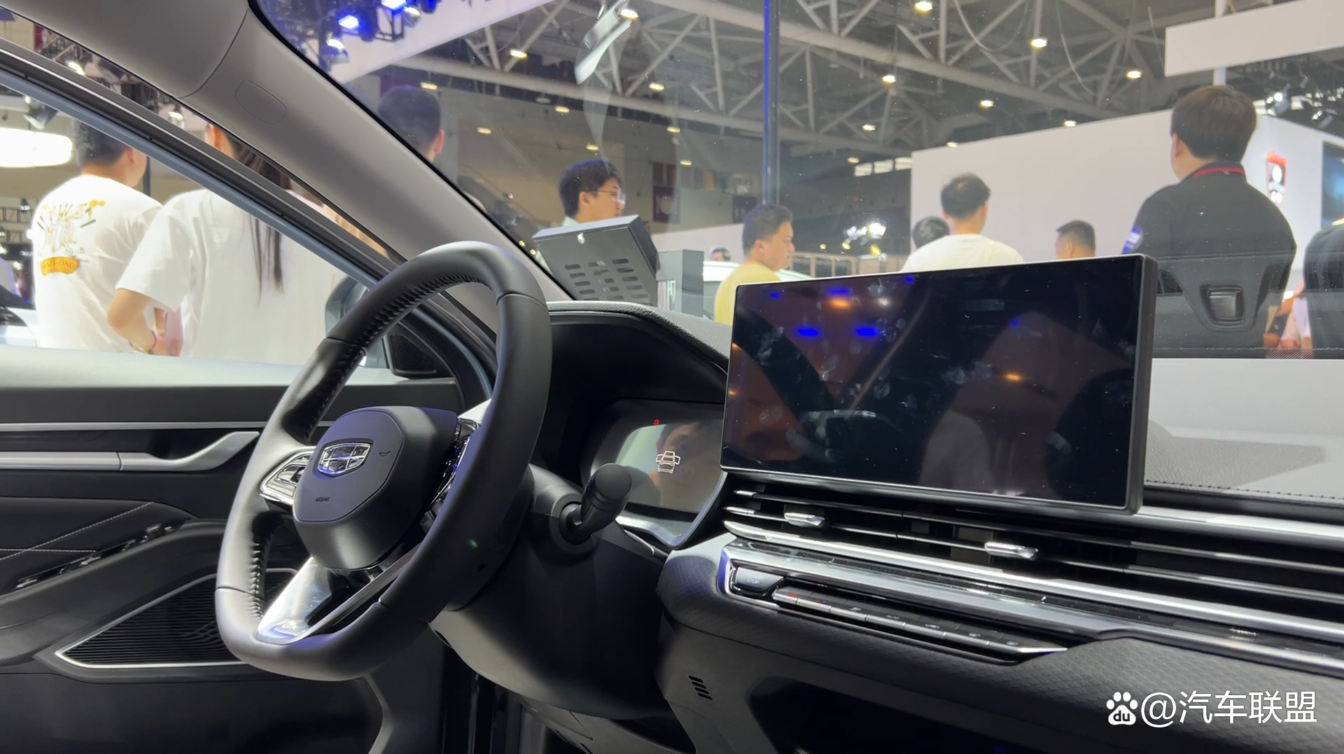 成都东风小康D72降价0.50万 最低仅售4.99万